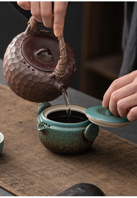 Ceramic Gongfu Travel Tea Set, Gorgeous Chinese Teapot Set with 2 Tea Cups, Portable Carrying Case