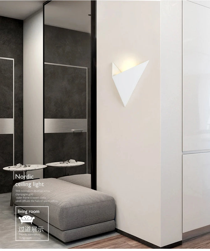 Creative Triangle Wall Lamp Nordic Led Wall Light Living Room Background Bedside Lamps Stairs Indoor Bra Wall Sconce Lighting