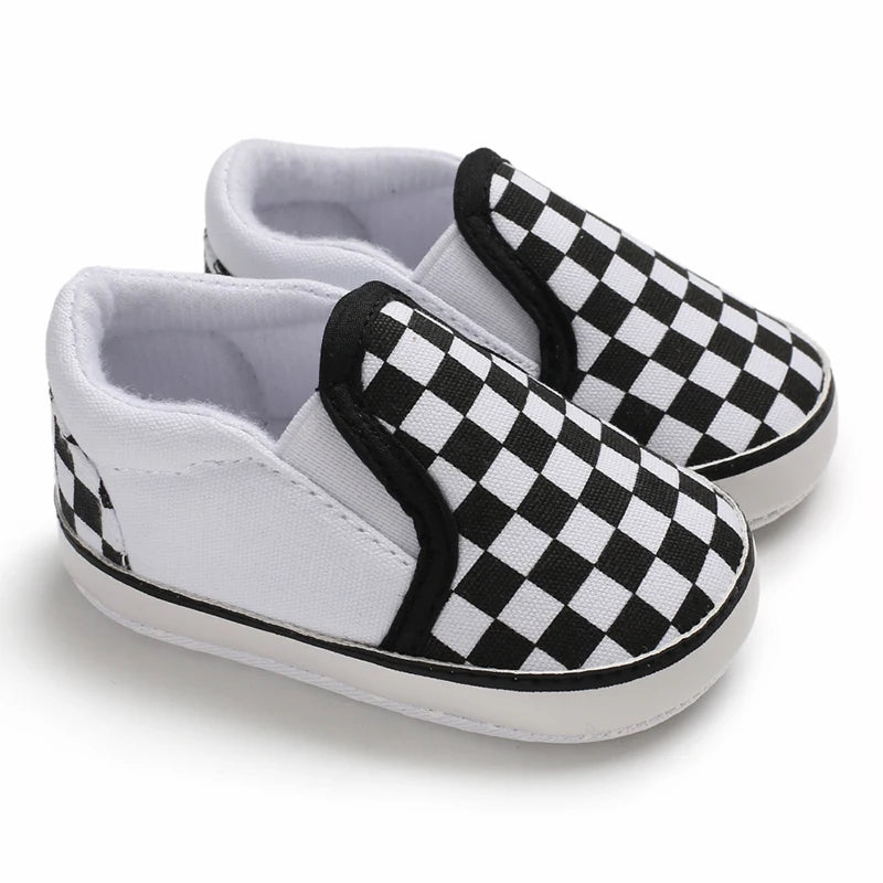 Canvas Sneakers Baby Boy Girl Shoes First Walkers Infant Toddler Anti-Slip Soft Sole Classical Newborn Baby Shoes 0-18 Month