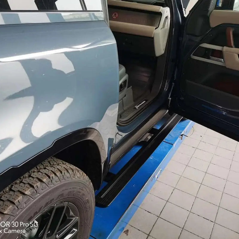 Electric Running Board Side Step For LAND ROVER Defender 90 110 130 2019-2026 Automatic Retractable Foot Bar Pedal Nerf Bars