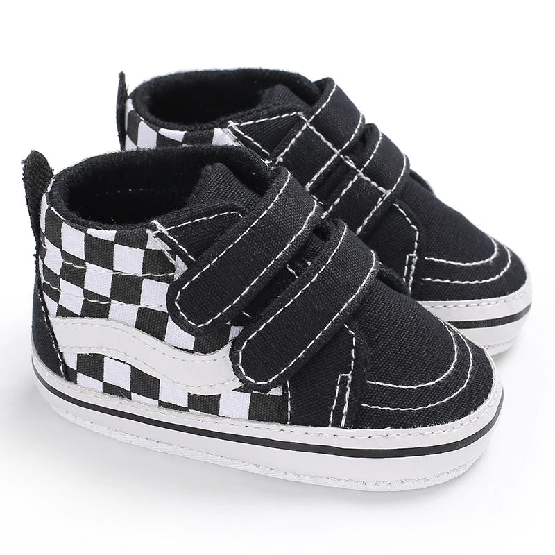 Canvas Sneakers Baby Boy Girl Shoes First Walkers Infant Toddler Anti-Slip Soft Sole Classical Newborn Baby Shoes 0-18 Month