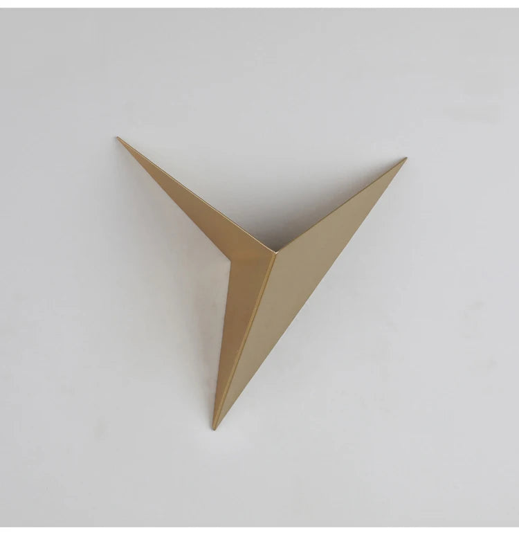 Creative Triangle Wall Lamp Nordic Led Wall Light Living Room Background Bedside Lamps Stairs Indoor Bra Wall Sconce Lighting