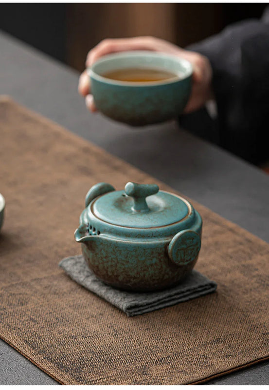 Ceramic Gongfu Travel Tea Set, Gorgeous Chinese Teapot Set with 2 Tea Cups, Portable Carrying Case