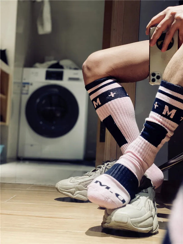 Fashion White Black Yellow Blue Pink Color Socks Sexy Men Sports Long Tube Football Streetwear Socks Comfortable Socks