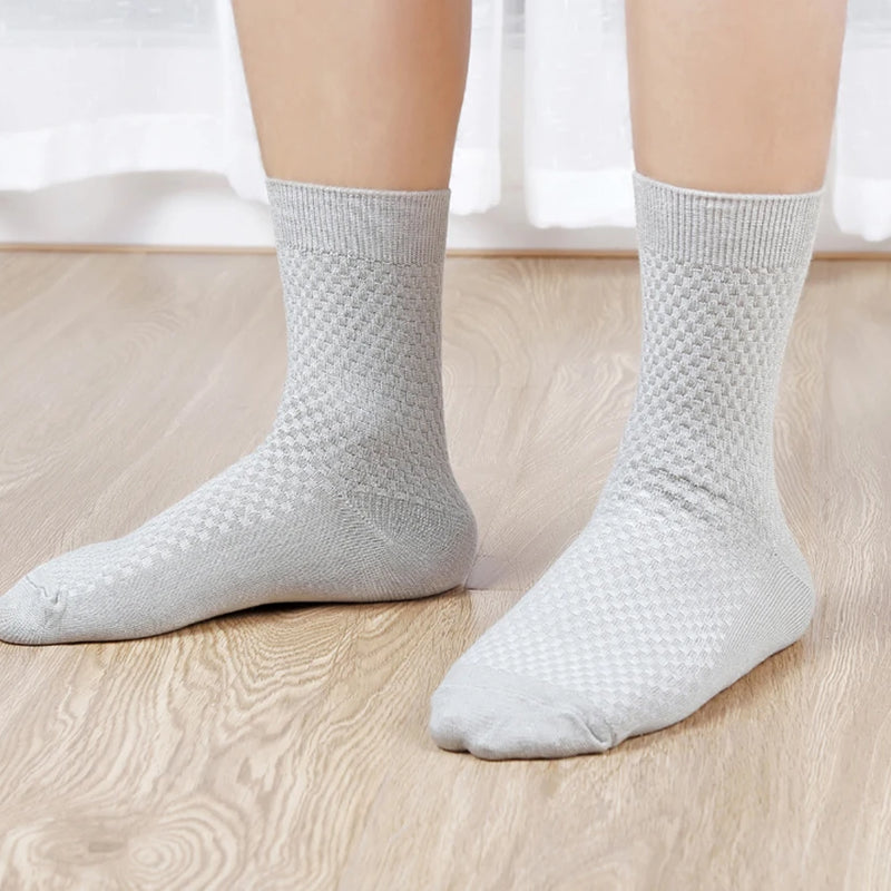 New Bamboo Fiber Men Socks Classic Deodorant Business Brand Crew Socks Men High Quality Casual Compression Socks 5pairs / lot