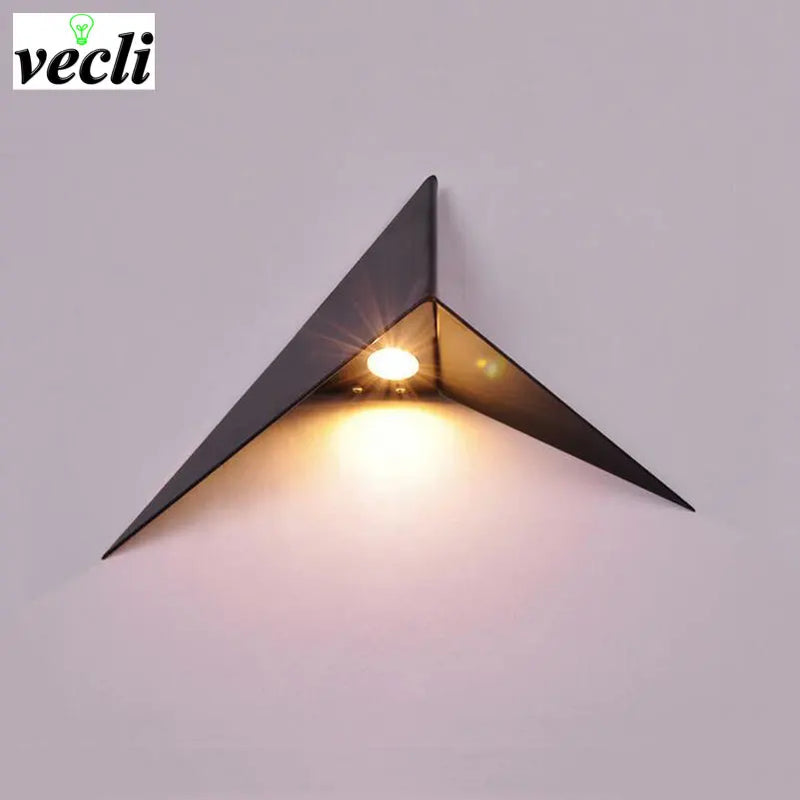 Creative Triangle Wall Lamp Nordic Led Wall Light Living Room Background Bedside Lamps Stairs Indoor Bra Wall Sconce Lighting