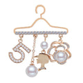 Fashion Brooch Pin Generous Pearl letter Brooch Pin Scarf Pin Top Fashion N5 Brooch For Women