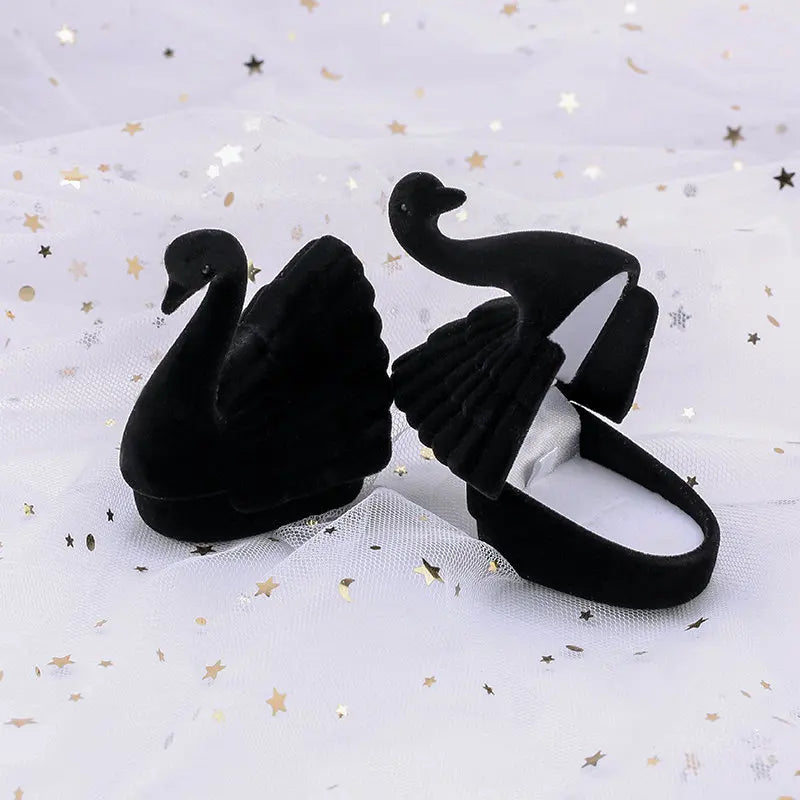 One Piece Velvet Jewelry Box Gift Box Container Wedding Ring Box Ring Case Earrings Holder For Jewelry Display & Gift Package