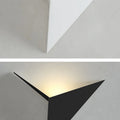 Creative Triangle Wall Lamp Nordic Led Wall Light Living Room Background Bedside Lamps Stairs Indoor Bra Wall Sconce Lighting