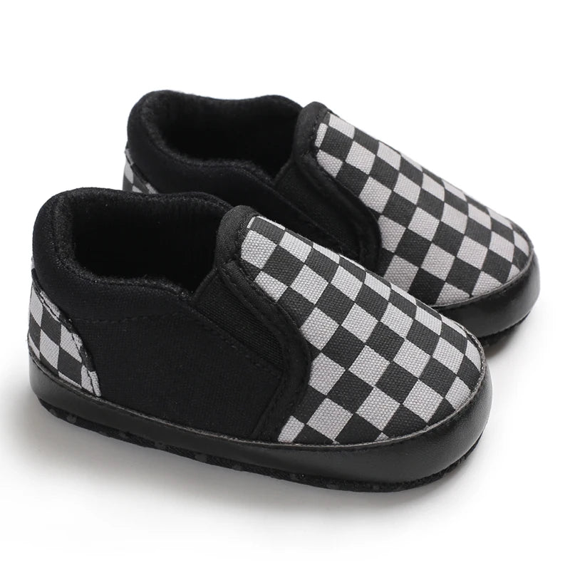 Canvas Sneakers Baby Boy Girl Shoes First Walkers Infant Toddler Anti-Slip Soft Sole Classical Newborn Baby Shoes 0-18 Month
