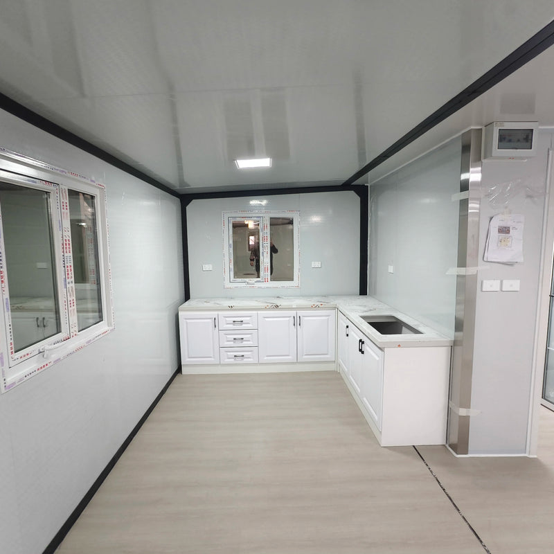 20FT/40 Portable Folding Steel Container House Prefabricated Tiny Home with 2/3 Bedroom Modular Expandable Housing customizable