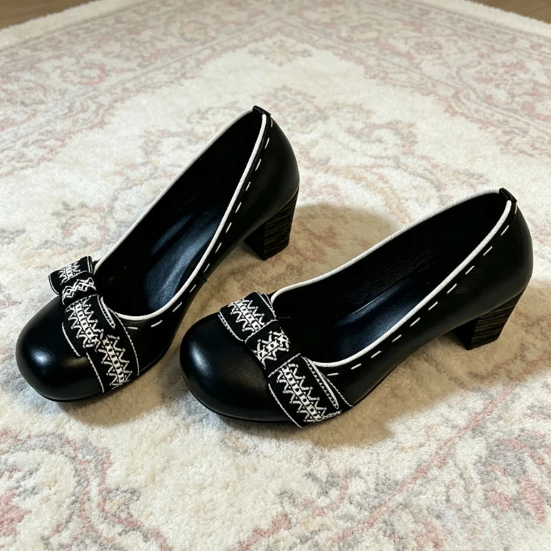 Bowknot Details Retro Chunky Heel Women's Pumps and Heels Round-Toe Designer Mary Jane Shoes Elegant Party Lolita Shoe for Girls