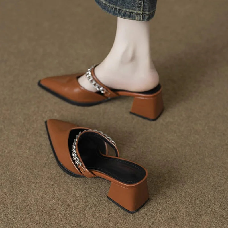 French Style Pointed Toe Chunky Heel V-Cut Mules with Chain Decor, Commute Versatile Comfortable Outdoor Wear Sandals for Women