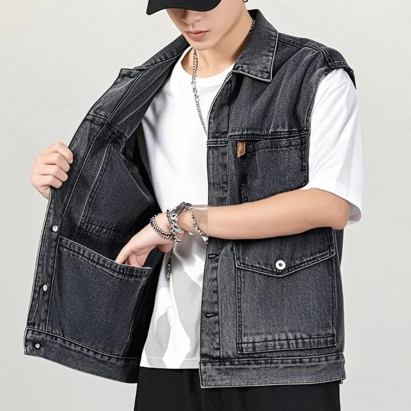 Trendy Summer Retro Denim Vest for Men Sleeveless Cargo Jacket Multi Pocket Workwear Jacket