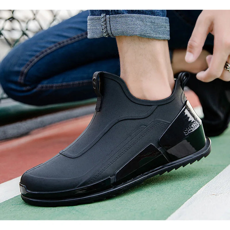 Summer men's short tube rain boots Men Outdoor Non-slip Fishing Shoes Light Hiking Shoes Durable Waterproof Rain Boots Rubber