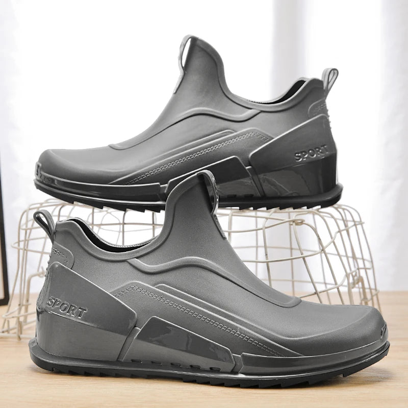 Men's rain shoes four seasons new soft sole anti-slip waterproof outdoor casual fishing water shoes chef kitchen work rain boots