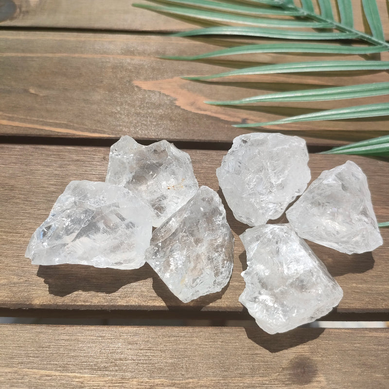 2.5-3.5cm Gorgeous Clear Quartz Healing Rough Natural Raw Stones Crystal For Reiki Healing
