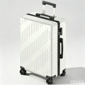 Large Capacity Aluminum Frame Luggage, 20/24 Inch Spinner Wheels Travel Suitcase, Sturdy & Durable for Men & Women