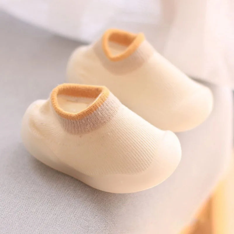 Baby Shoes First Walkers Comfortable Boys Girls Kids Rubber Soft Non-Slip Sole Floor Shoes Knit Booties