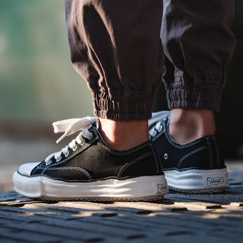 Maden Casual Low-top Dissolved Canvas Shoes for Men's Spring Autumn Street Outfits Sneakers Soft Sole Lace-up Skateboard Shoes