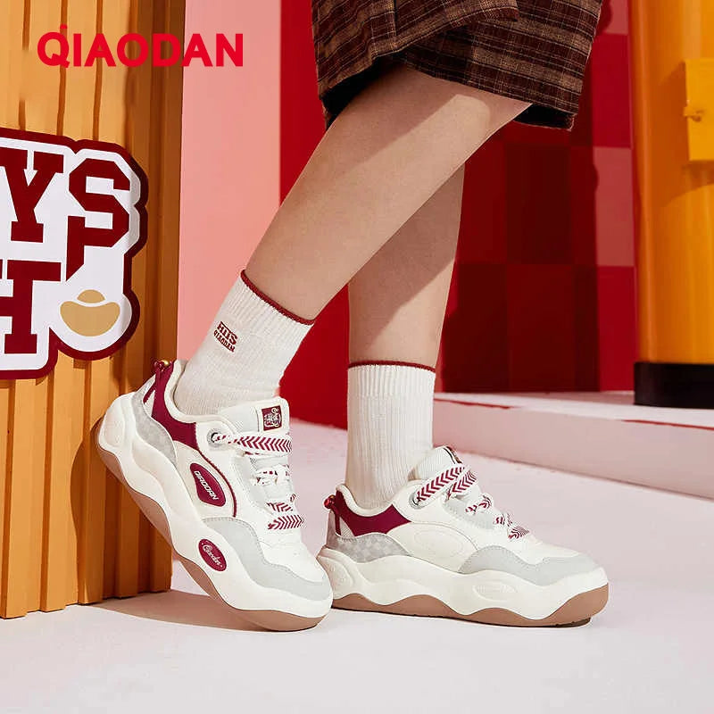 QIAODAN Casual Skateboarding Shoes Leather Women's - View 4 | SAMAG