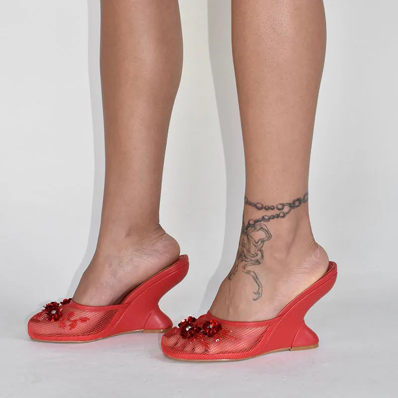 European and American Fashion Hollow Flower Baotou Banquet Half Slippers for Women's Outdoor Versatile Slope Heel Fashion Shoes