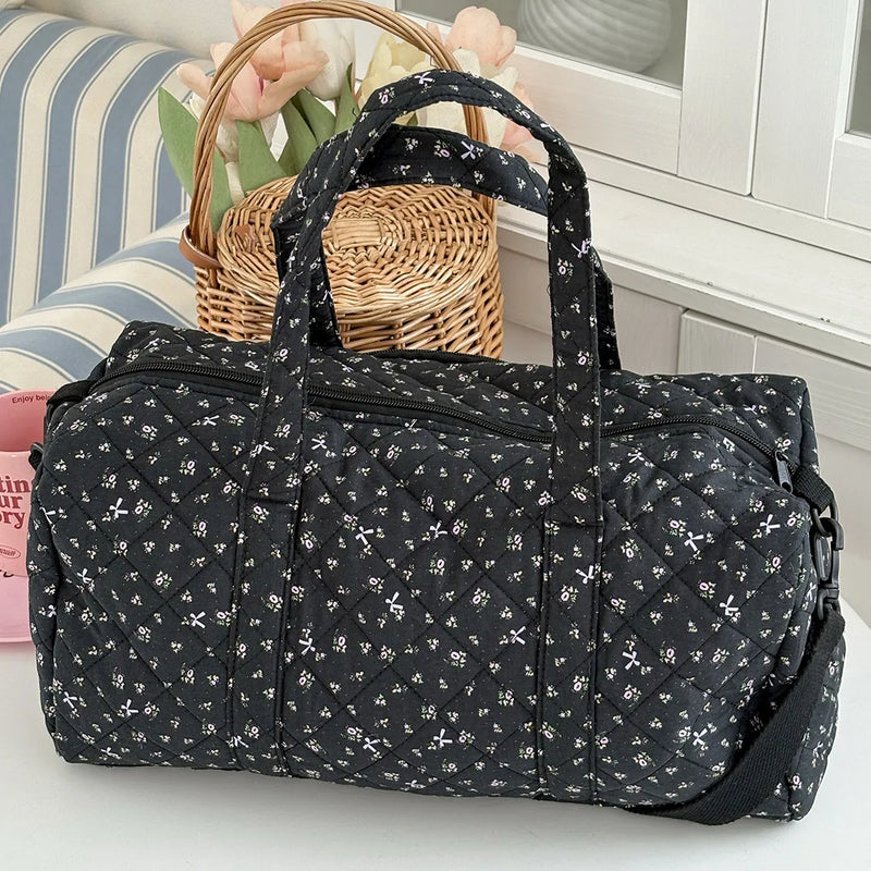 Lightweight Large Capacity Floral Quilted Travel Bag Handheld Diagonal Boston Bag Korean Version Ins Fresh Sweet Cotton Bag