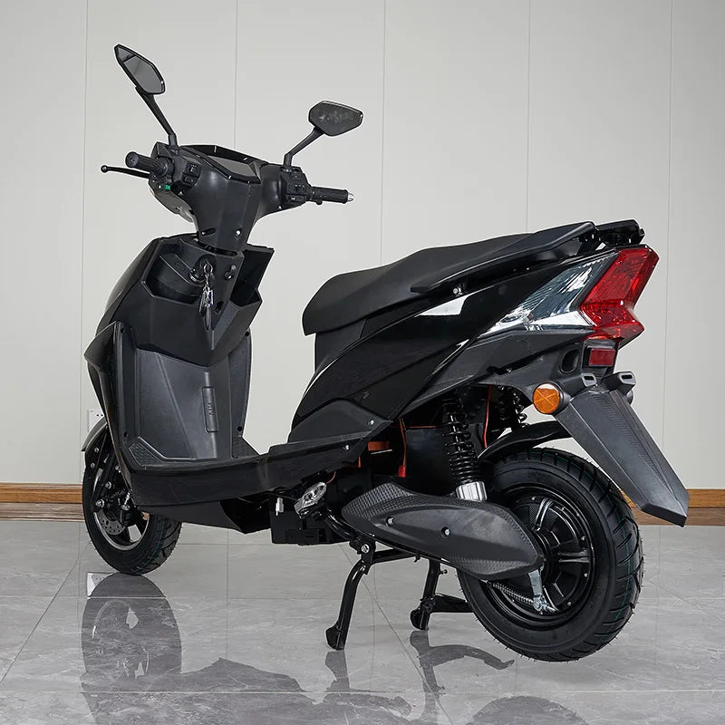 600W/800W 40-50km/h Speed 45-65km Range 2 Wheel Electric Moped 2 Person E Scooter