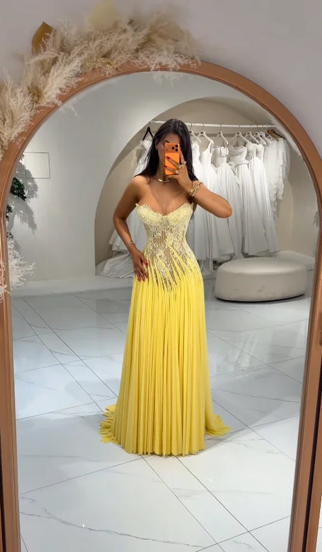 Luxury Lace Chiffon Strapless Evening Dress Beaded A-Line | SAMAG