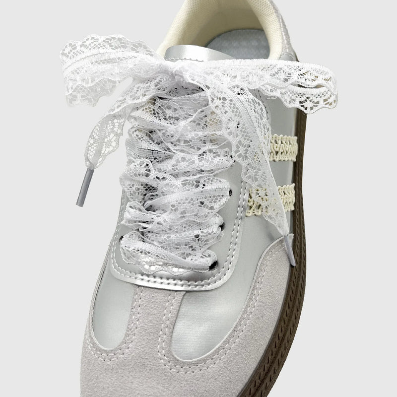 1Pair Fancy Lace Shoelaces for Women Casual Shoes Width Flat Shoelace for Sneakers Black White Shoe Laces Accessorices