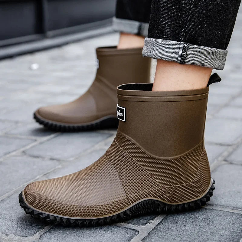 Men Rain Boots Fashion Mid-calf Rubber Boot Outdoor Waterproof Garden Work Shoe Non Slip Fishing Rubber Galoshes Men Rubberboots