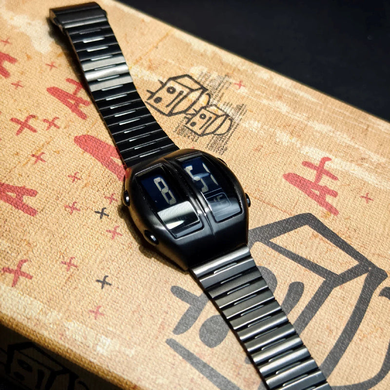 Man Battery Sports Smartwatch Electronics Watches Vintage 70s Retro-futuristic Style Fashion Led digital Watches Filp