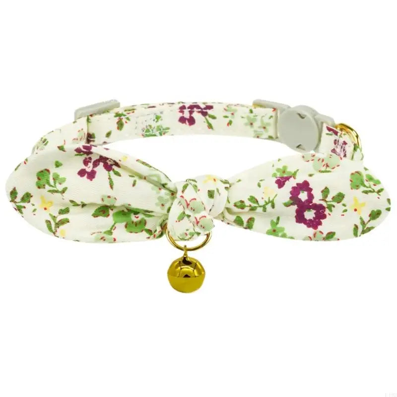 F19B Dog Cats Collar Comfortable Flower Charm Design Adjustable for Puppies Kittens Adults