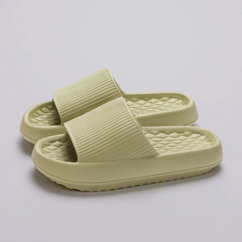 Women Thick Platform Cloud Slippers Eva Cfortable Non-Slip Home Slides Women Summer Lightweight Soft Sole Sandals Flip Flops