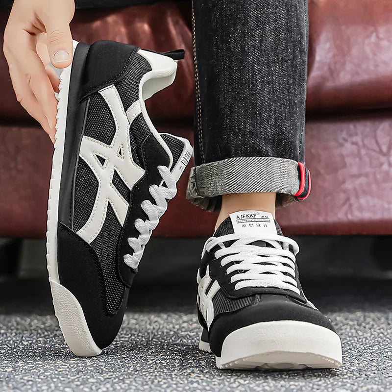 Men's Casual Shoes Fashion Sneakers Low Top Lace Up Lightweight Comfortable Breathable Walking Shoes For Daily Wear