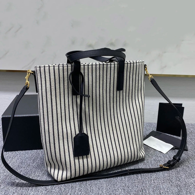 Handbag Texture Luxury Soft Leather Designer Large Capacity Tote Women Bag With Hanging Accessories Shoulder Bag