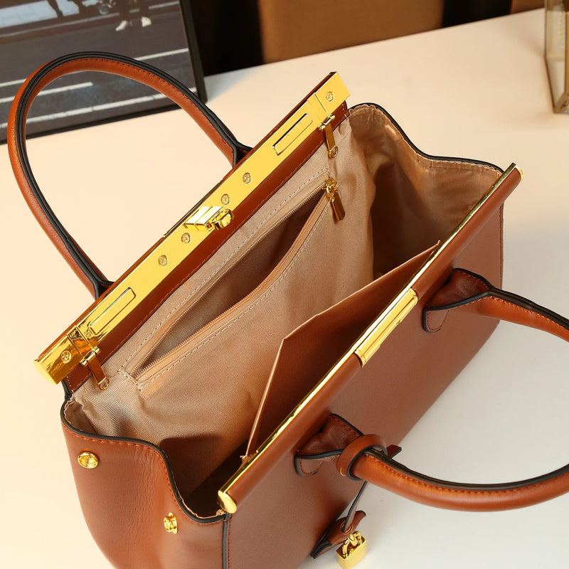 Cross-border trendy fashion clip handbag fashionable women versatile Boston bag with lock