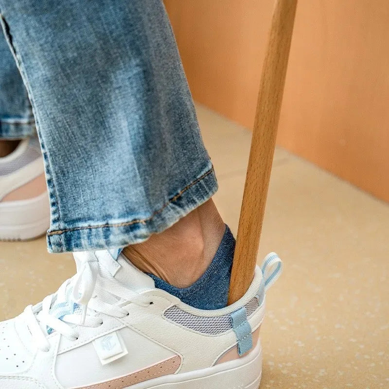 1pc 50cm Wooden Magnetic Beech Shoe Horn Long-handled Shoe Wearing Tool for Home Use with Drill-free Magnetic Base Shoe Horn
