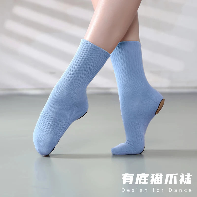 Cat Paw Dance Socks Cotton Non Slip Leather Sole Soft Elastic Ballet Chinese Dance Training Anti Skid Breathable Practice Modern