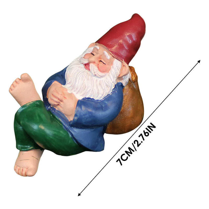 Resin Garden Statue Gnome Dwarf Garden Decor Garden Sculptures Gnome Ornament for Yard Patio Lawn Ornaments Holiday Decoration