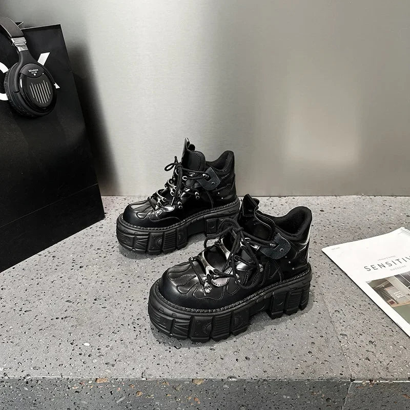 2025 Summer New Spanish Ladies Retro Contrasting Color Punk Style Muffin Heightening Platform Shoes Rock Motorcycle Boots Women