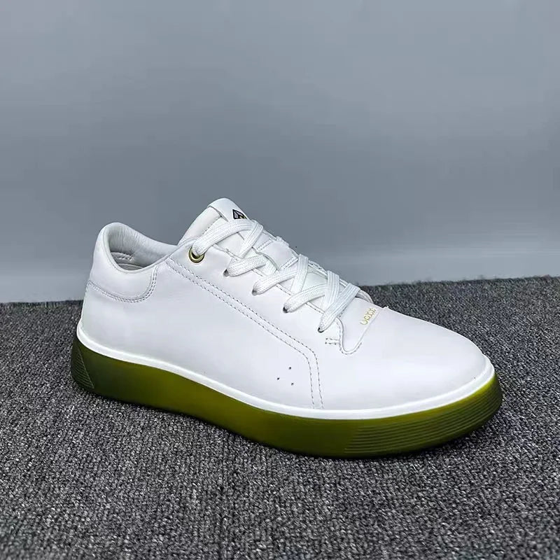 Black Casual Shoes Lightweight Sneakers Breathable Genuine Leather Sports Shoes Zapatillas Hombre Men Skateboarding Shoes Flat