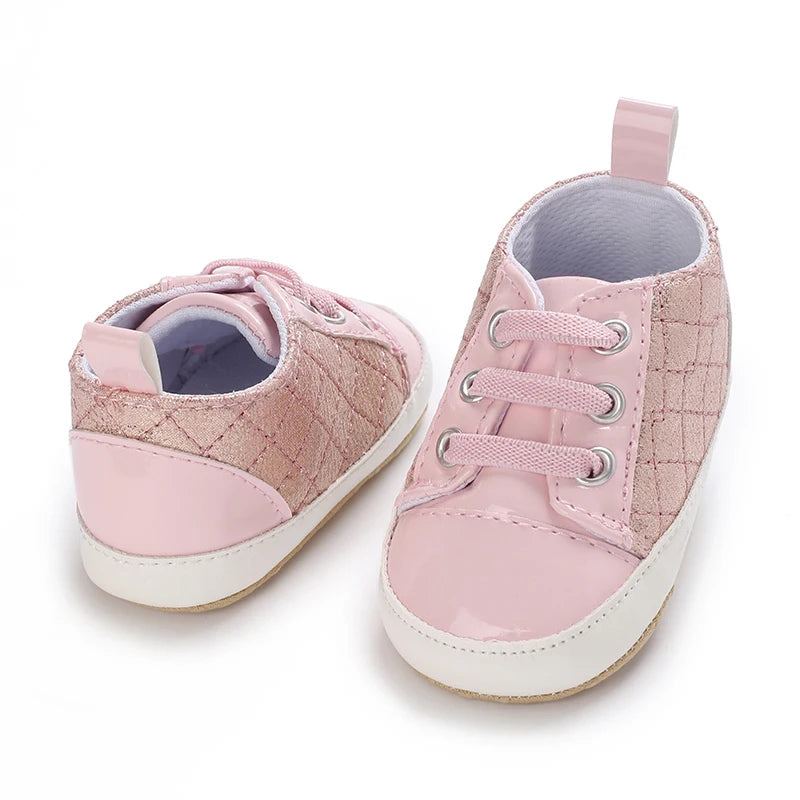 VALEN SINA New Baby Shoes White Christening Baptismal Moccasins Infant Boys Girls Slip-On Peas Shoes Walking Shoes