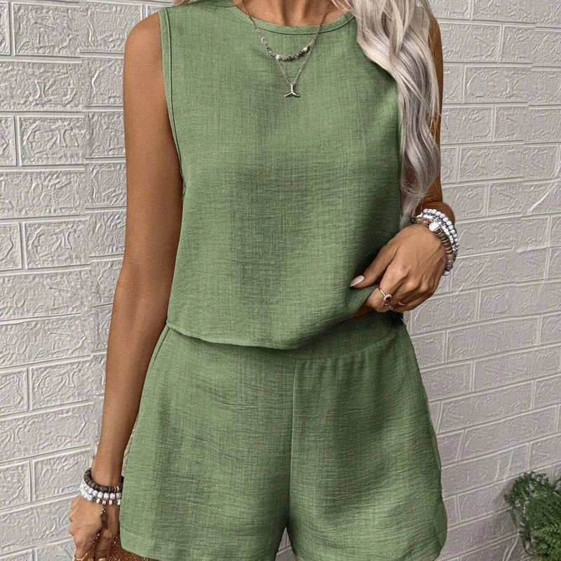 2025 Women's Solid Color Simple Fashion Casual Sleeveless Top and Shorts Set
