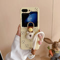 Cute 3D Bear Hand Strap Case for Samsung Galaxy Z Flip 6 5 4 3 Lanyard Ring Holder Shockproof Cover for Samsung Flip6 ZFlip5