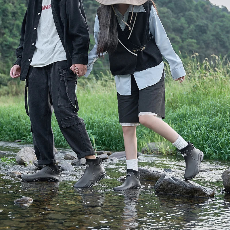 New Waterproof Men's Rain Shoes Winter Warm Plush Men Rain Boots Outdoor Non-slip Couple Rain Shoes Fashion Men's Work Boots