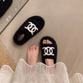 2026 Fashion Indoor Casual Non Slip Warm Women's Cotton Slippers Winter New Trendy Plush Comfort Soft Sole Shoes for Women