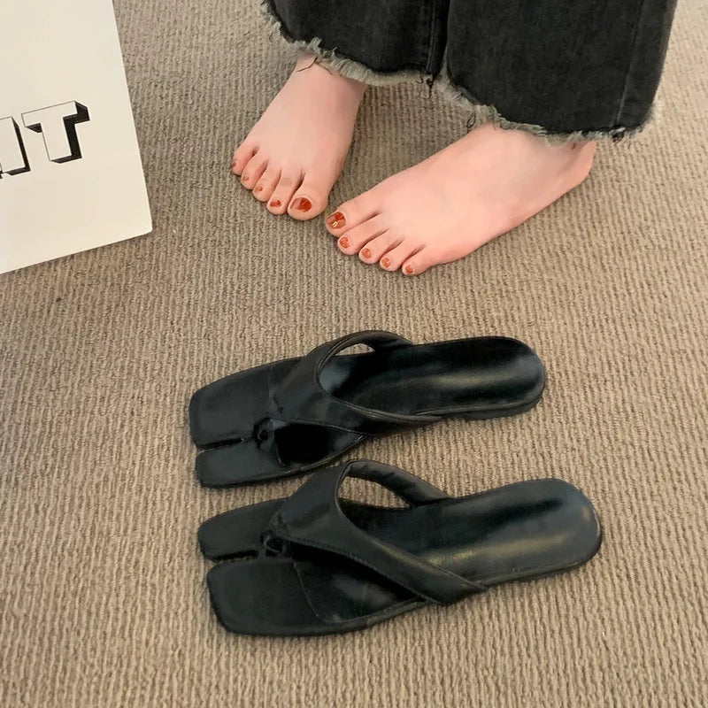 Summer Women's Clip Toe Slippers Fashion Flats Comfortable Comfort Outdoor Beach Vacation Flip Flop Slides Women Slippers 35-42