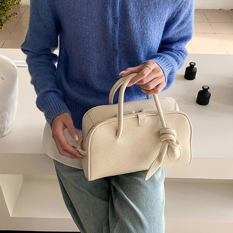 Boston Bag 2026 Women's Large Capacity Versatile Handbag Casual Minimalist Style Fashionable Handheld Bag New Trendy Fashion