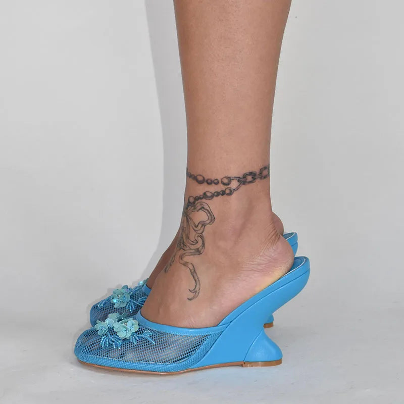 European and American Fashion Hollow Flower Baotou Banquet Half Slippers for Women's Outdoor Versatile Slope Heel Fashion Shoes